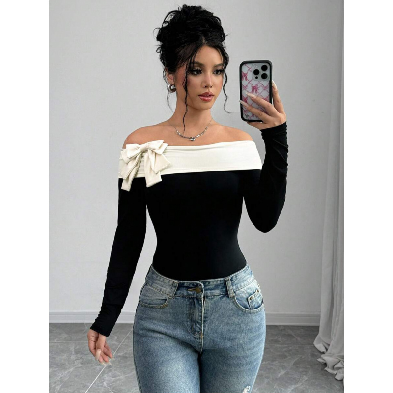 Women Fashion Style - Off-shoulder bodysuit met strikdecoratie | Casual