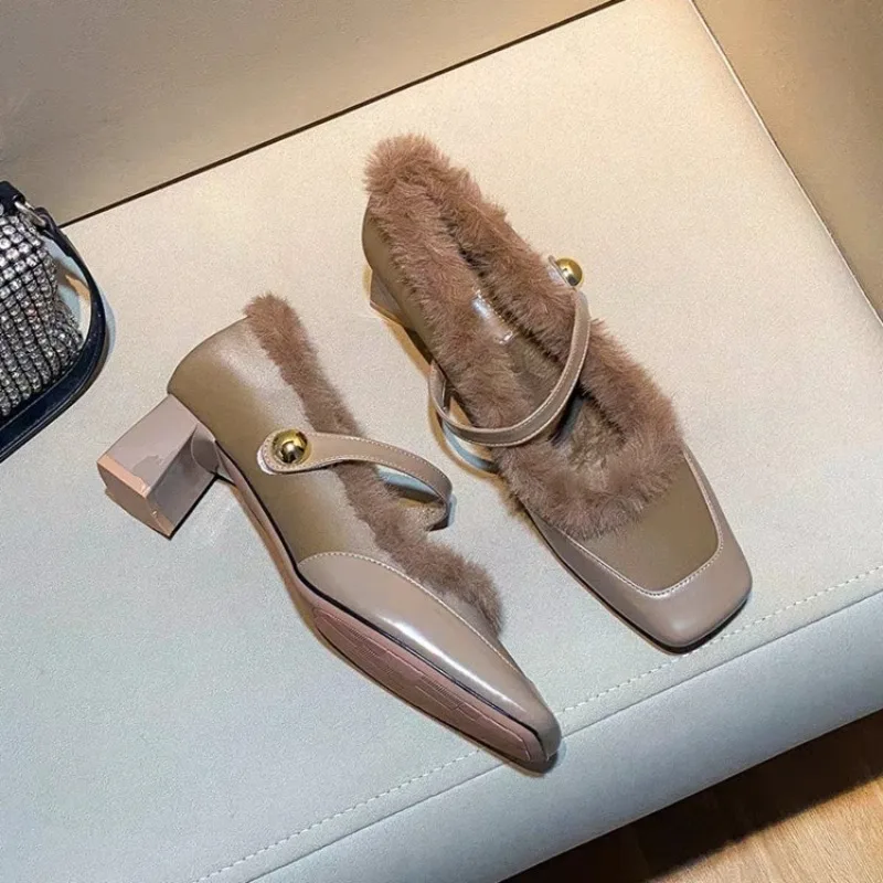 Damesschoenen met dikke hak, F - Women'S Fashion Trends Autumn 2025 recensie en prijs